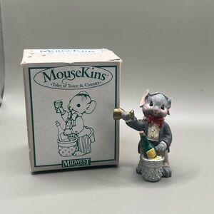 MouseKins Figurine Toasting Good Cheer